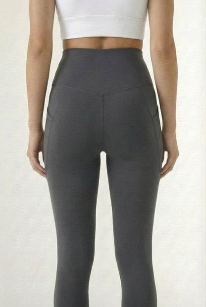 Contour Pocket Legging