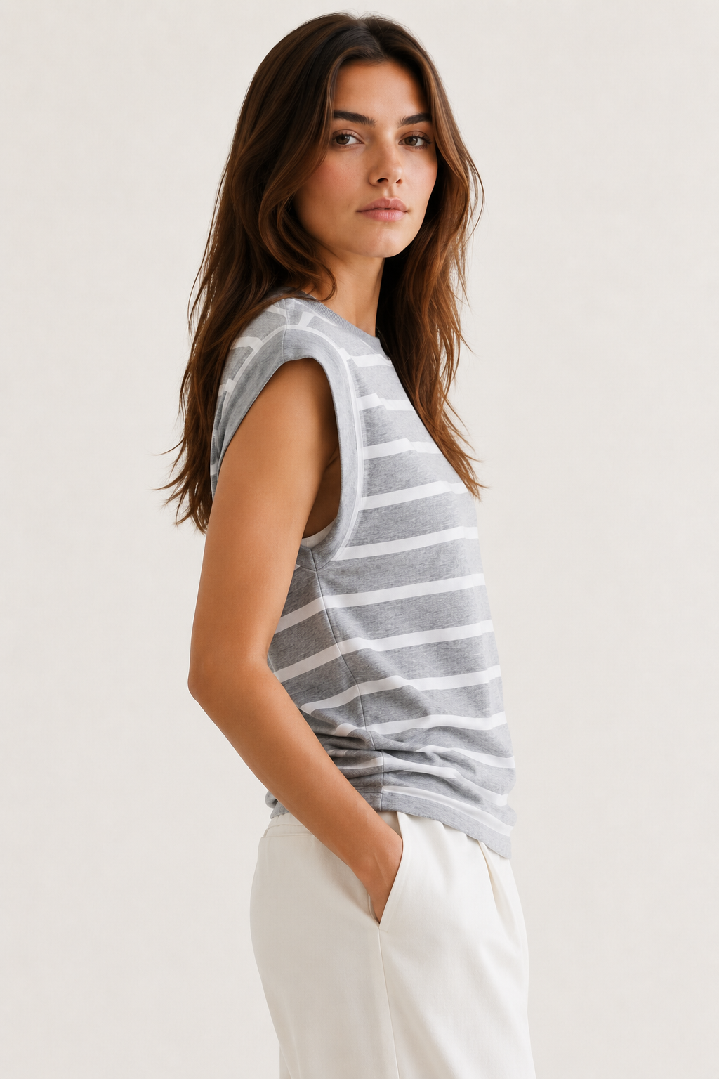 Women's casual sleeveless striped t-shirt in Heather Chrome Stripe