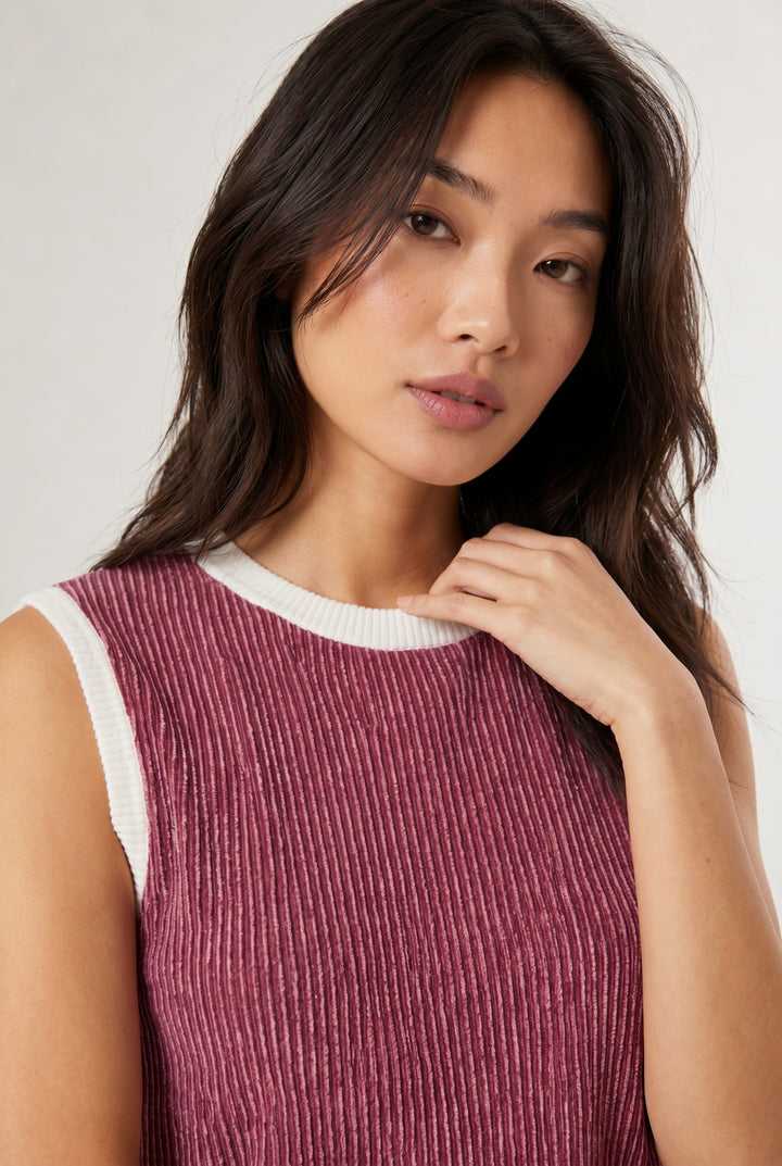 LOHNR Bound Rib Set in Maroon. A structured soft pink sleeveless knit top and matching asymmetric skirt, finished with precision contrast white binding.