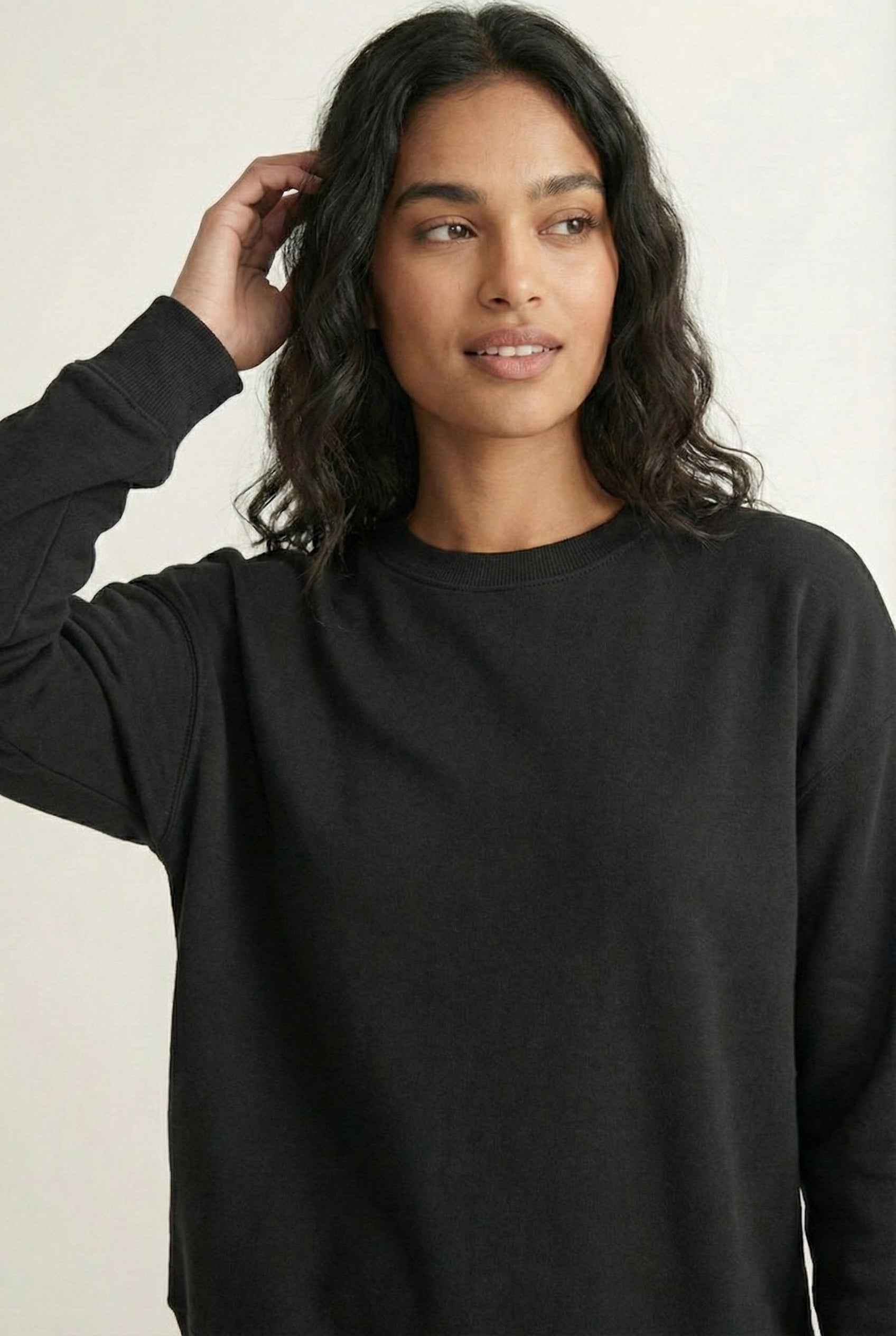 LOHNR Column Set in Rich Black - Women's Smooth Sweatshirt Lounge Set