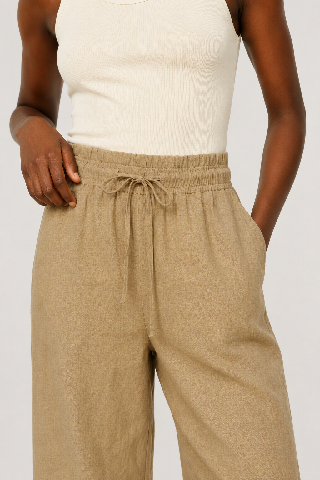 Lohnr relaxed cropped trouser in dune