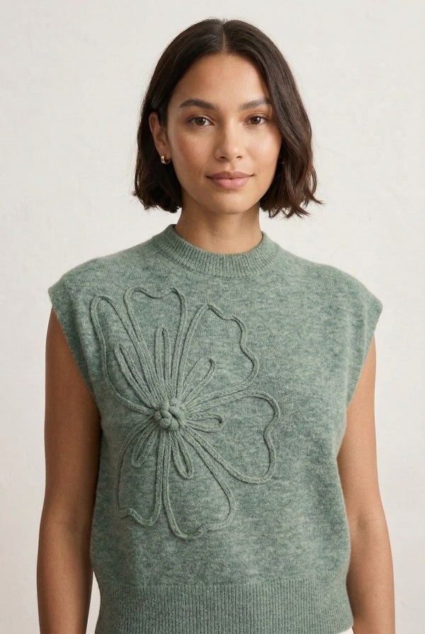 LOHNR premium women's sleeveless loungewear sweatshirt in Eucalyptus