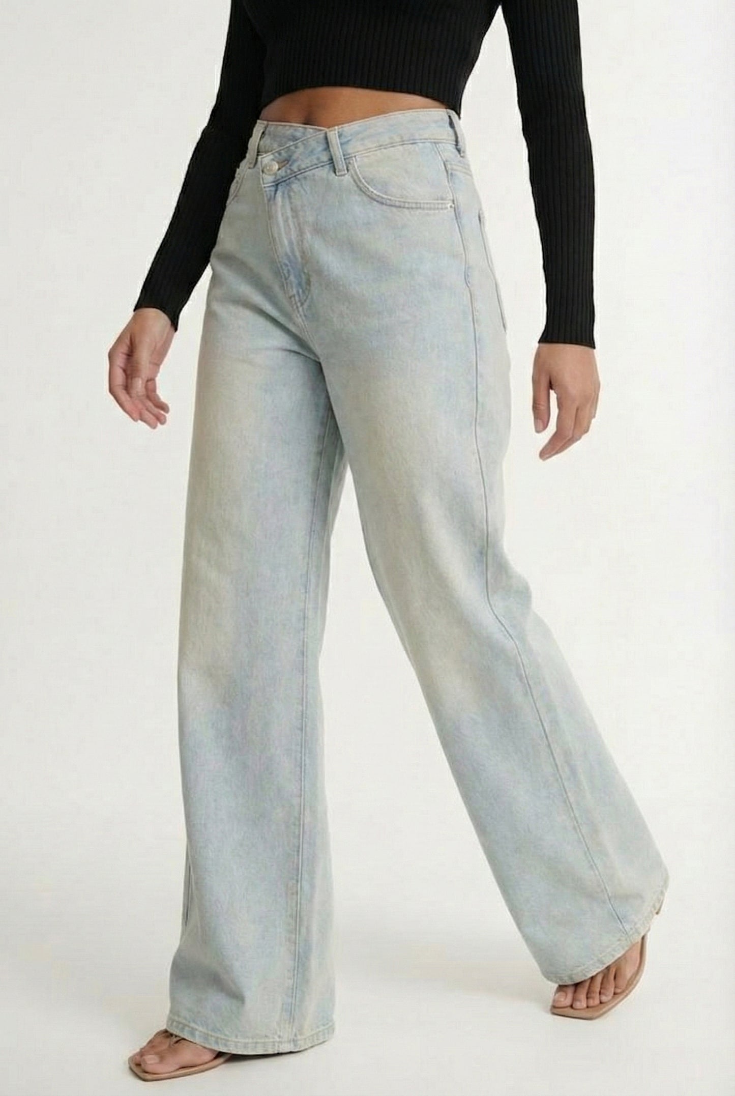 Lohnr Farrah Jean in Chalk Blue - High-waisted wide-leg denim