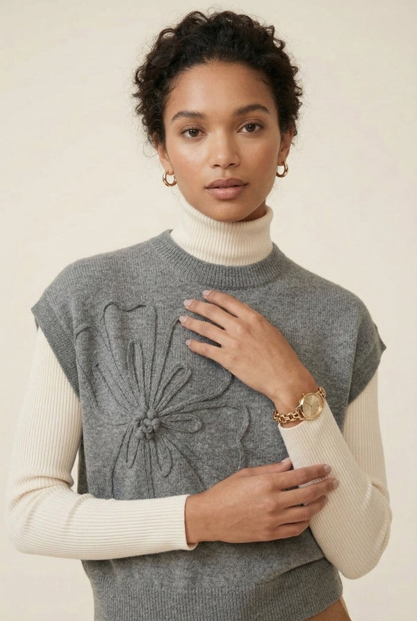 LOHNR premium women's sleeveless loungewear sweatshirt in Heather Chrome