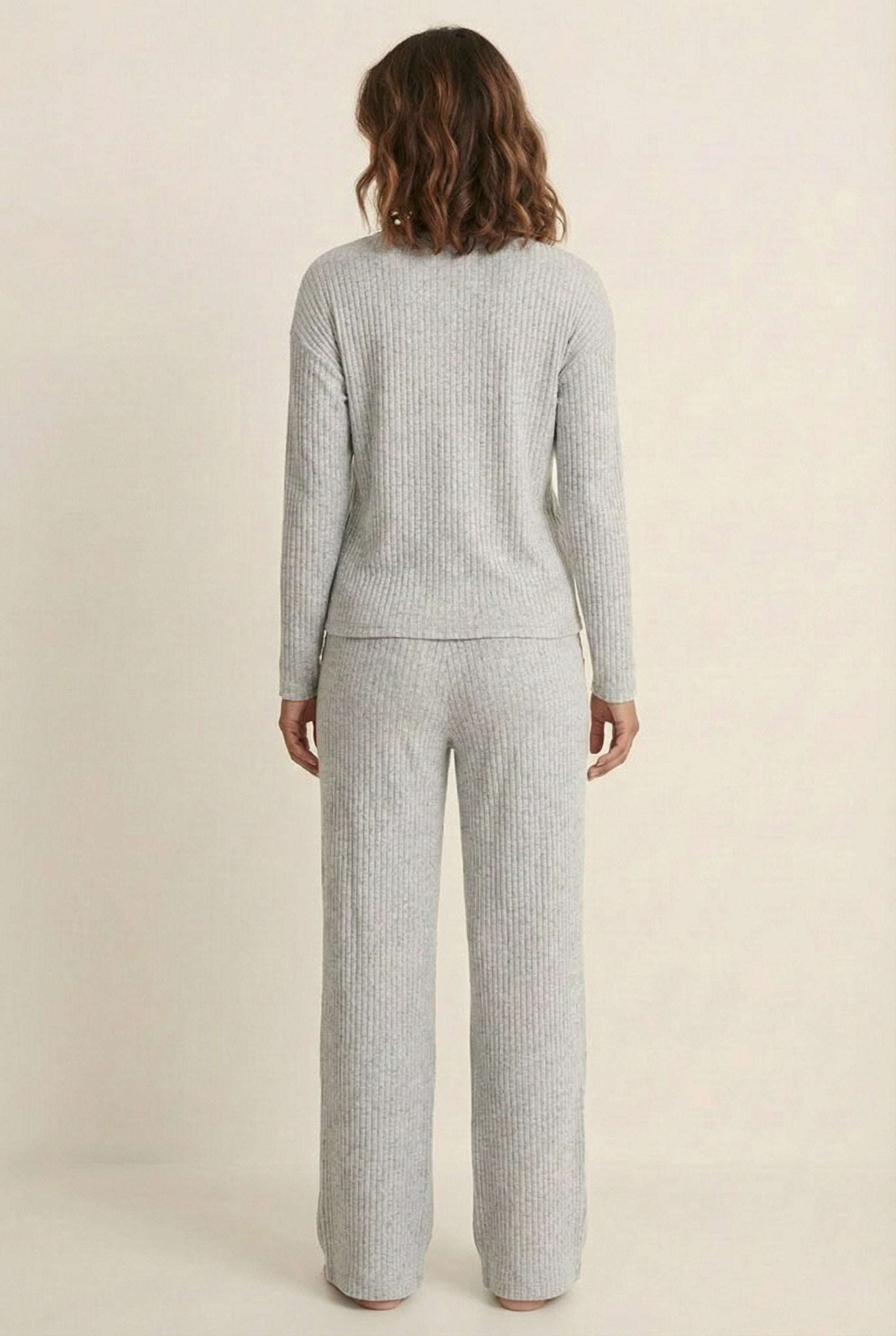 Women's Linea Set by LOHNR in Mist. A premium matching lounge set featuring a smooth, sweatshirt-material henley top and tailored comfortable joggers.