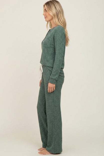 Women's Linea Set by LOHNR in Sage. A premium matching lounge set featuring a smooth, sweatshirt-material henley top and tailored comfortable joggers.