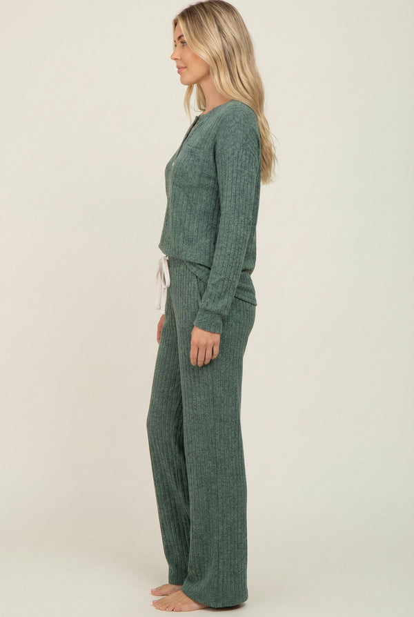 Women's Linea Set by LOHNR in Sage. A premium matching lounge set featuring a smooth, sweatshirt-material henley top and tailored comfortable joggers.