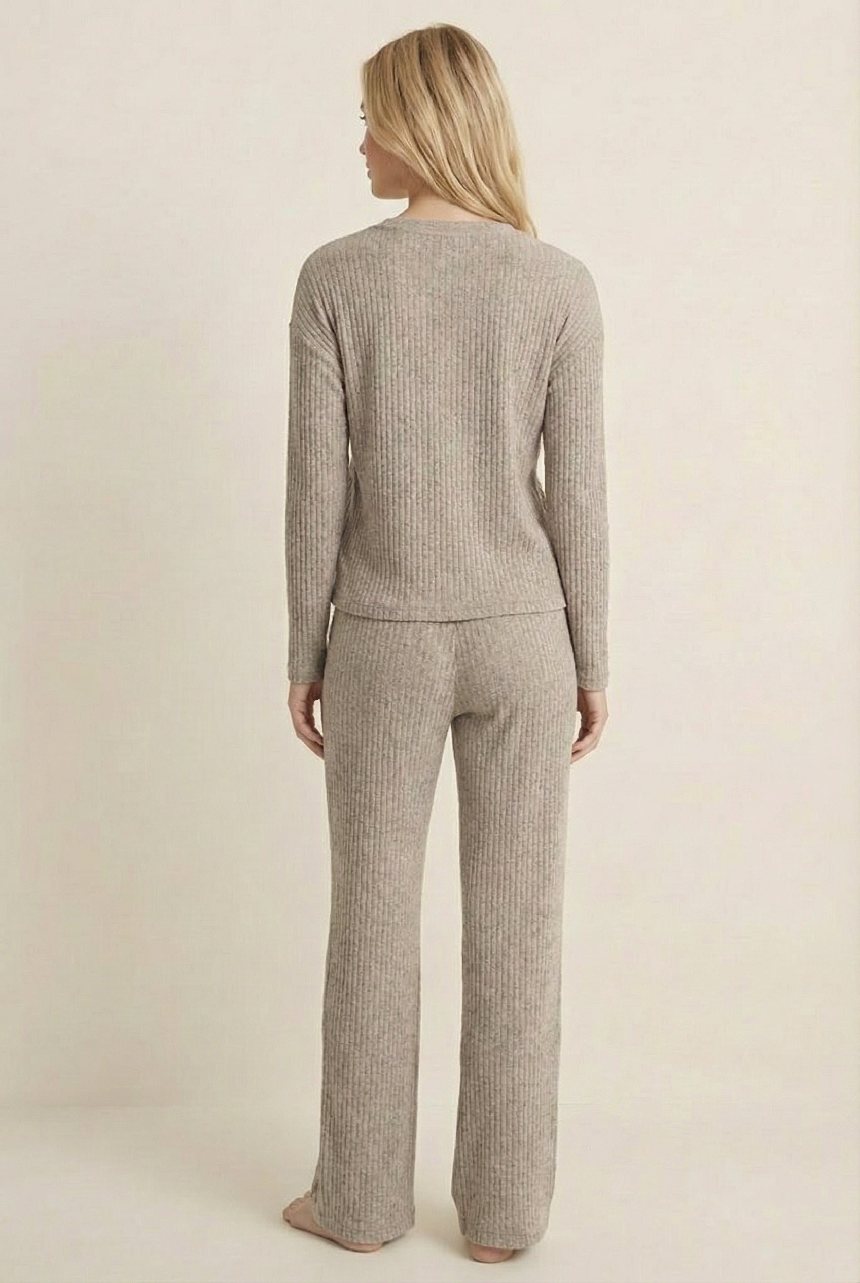 Women's Linea Set by LOHNR in Truffle. A premium matching lounge set featuring a smooth, sweatshirt-material henley top and tailored comfortable joggers.