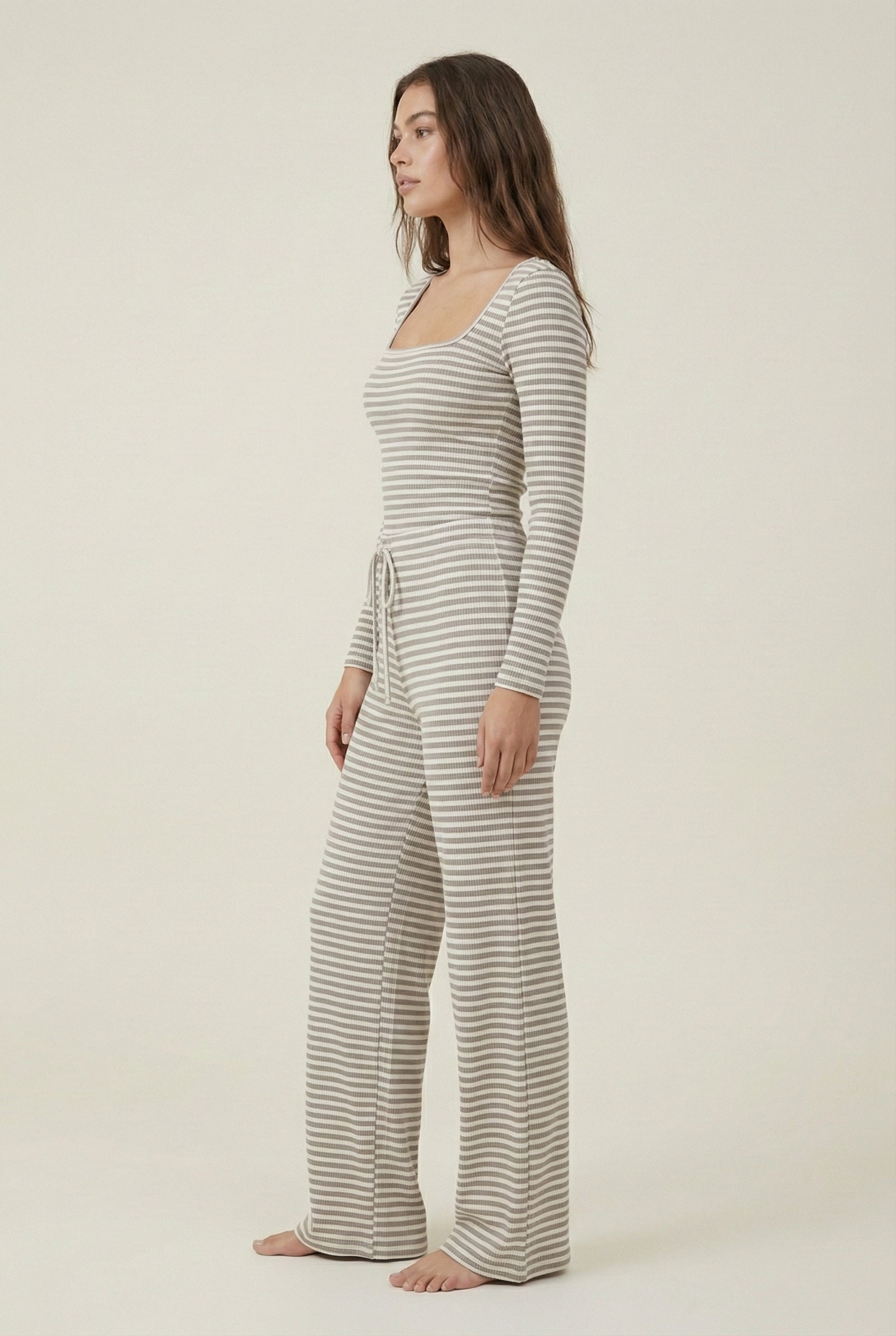 Lohnr The Mono Set in Drift - A luxury structured square-neck crop top and wide-leg trouser lounge set crafted from a smooth, premium sweatshirt material.