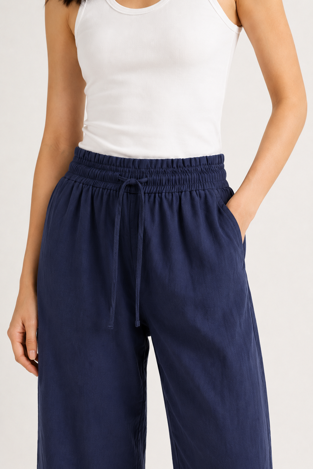Lohnr relaxed cropped trouser in nightshade
