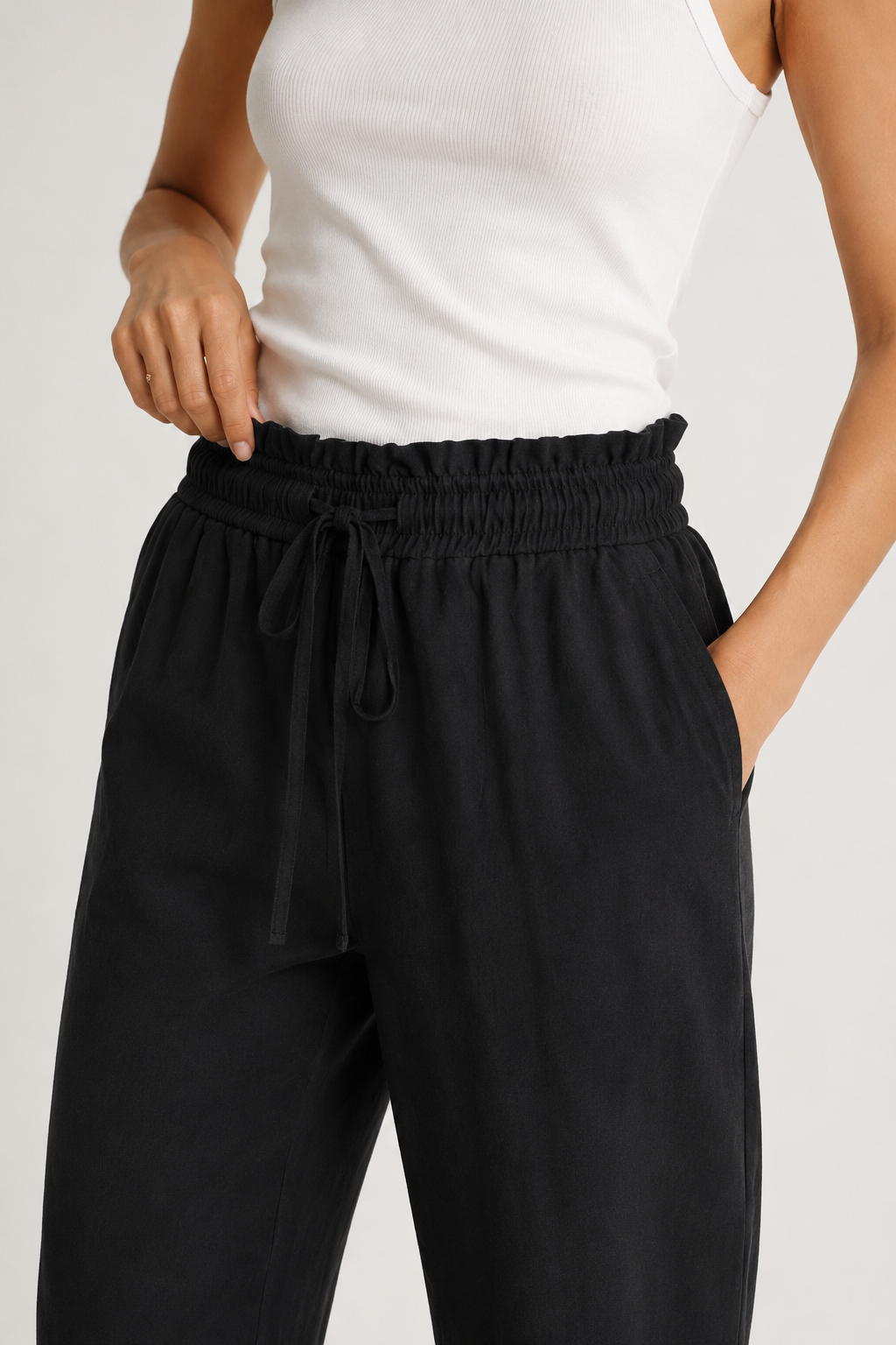 Lohnr relaxed cropped trouser in onyx