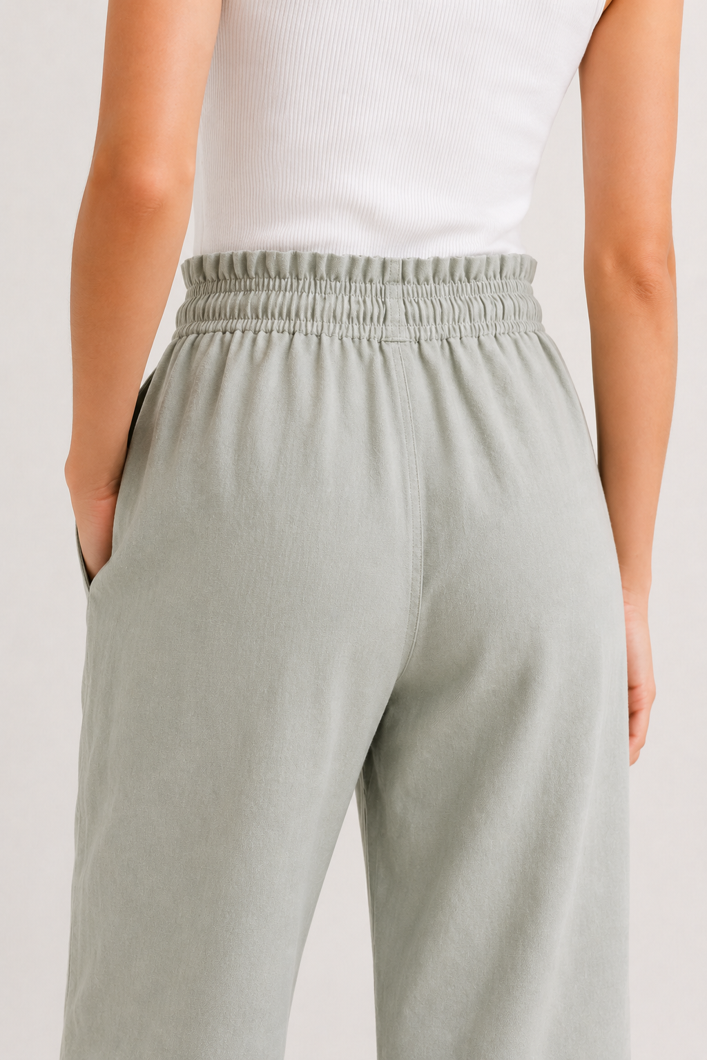 Lohnr relaxed cropped trouser in vapor
