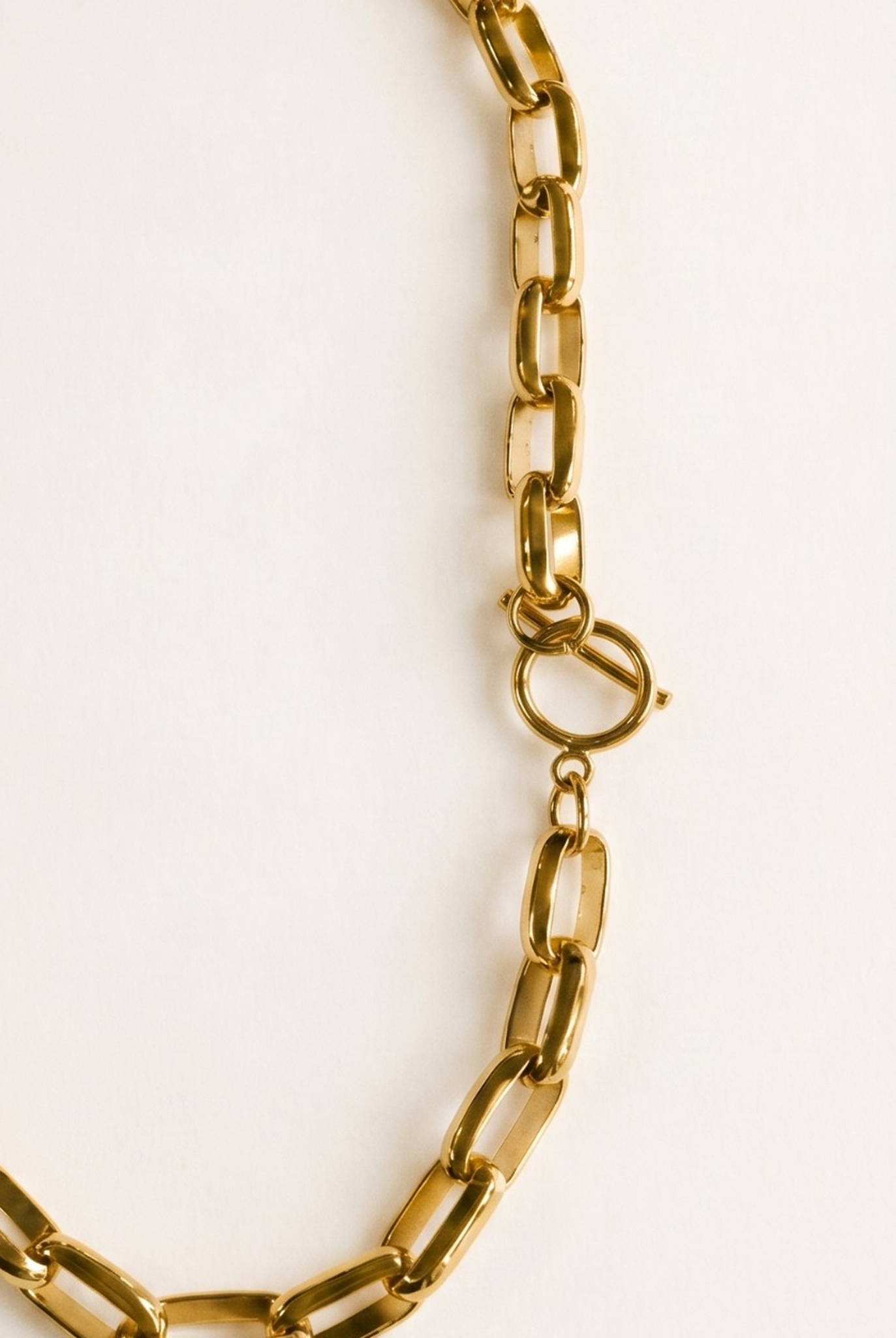 The Uniform Chain