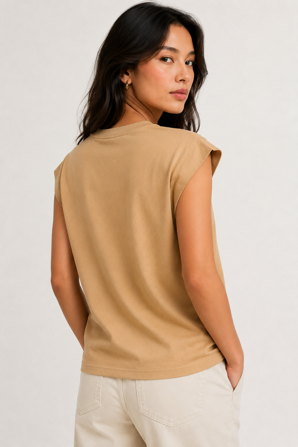 Women's casual sleeveless t-shirt in Sand